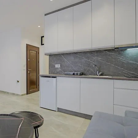 Rubi Διαμέρισμα Σαράντα